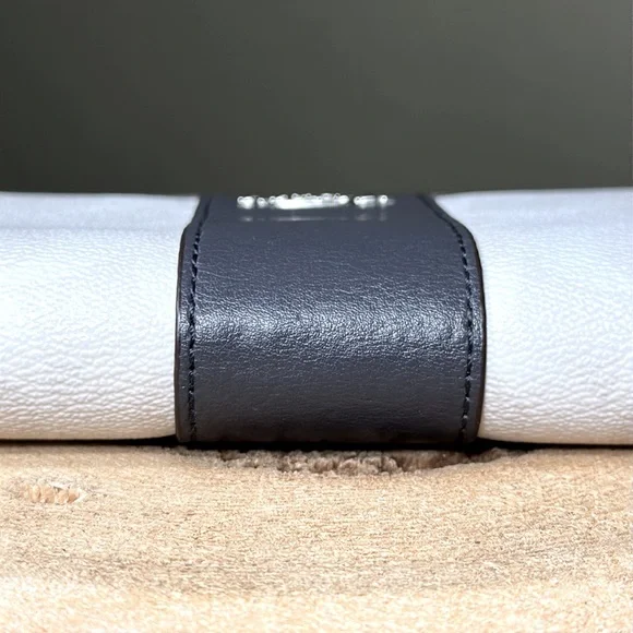 COACH Accordion Zip Wallet In Signature Canvas - Picture 5 of 16